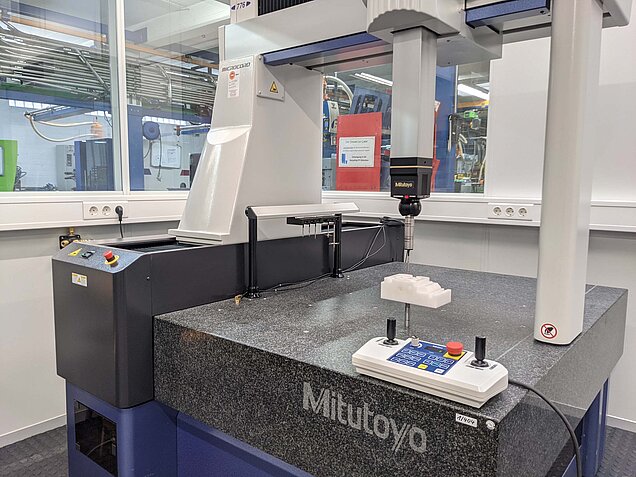 Taktile Koordinatenmessmaschine von Mitutoyo bei metak
